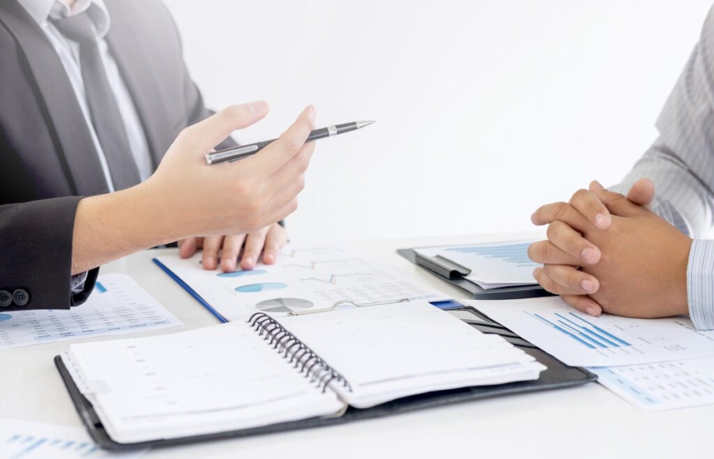 Max Managmenet Advisory Services Image